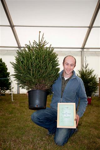 rory with best pot grown norway spruce 2009 (1)